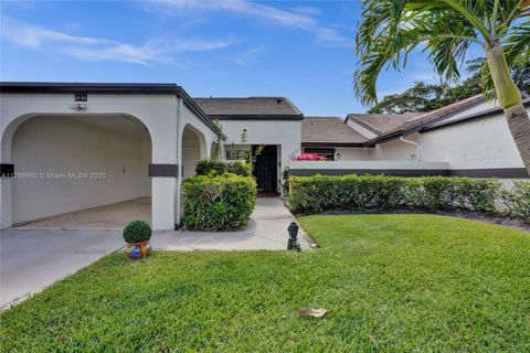 5646 E Parkwalk Cir E 5646 Boynton Beach FL 33472
