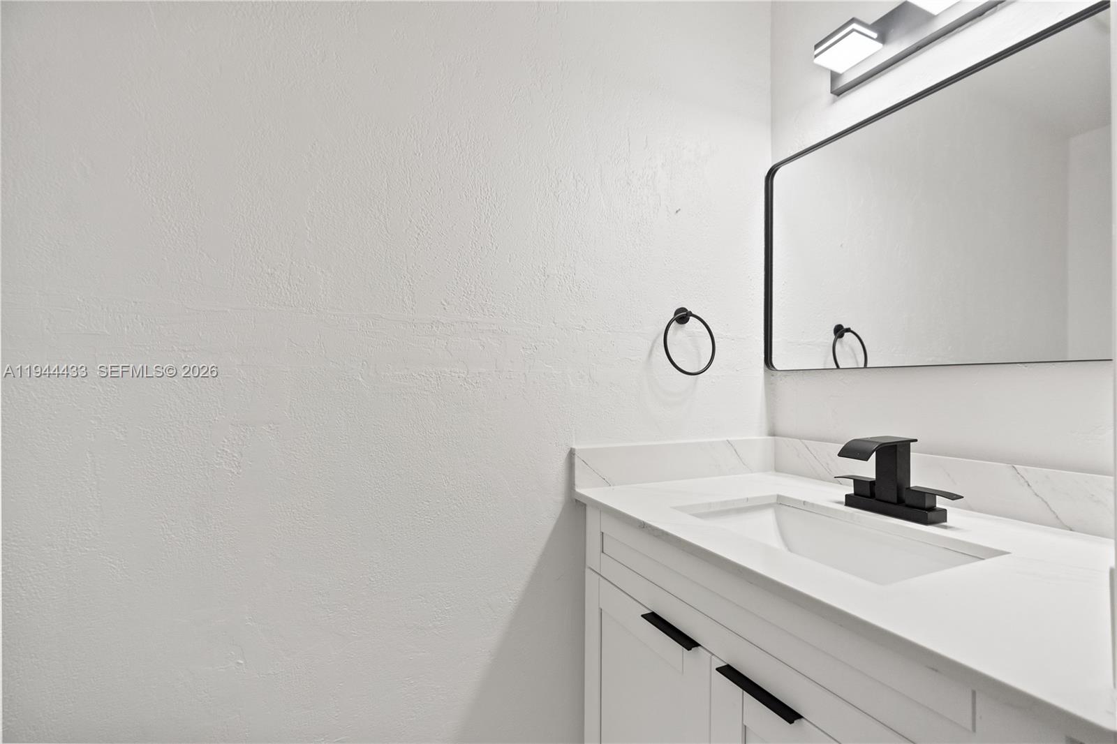 WESTVIEW CONDOMINIUM NO E - Residential