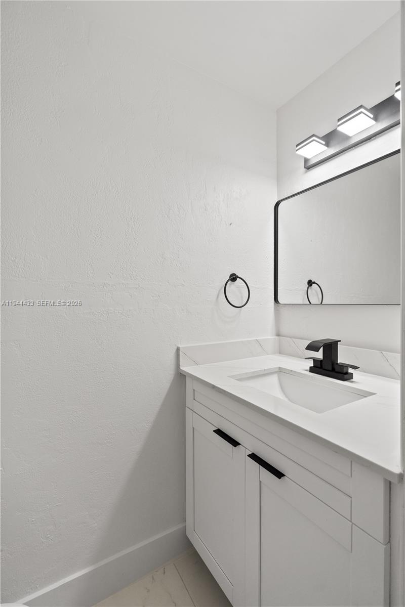 WESTVIEW CONDOMINIUM NO E - Residential