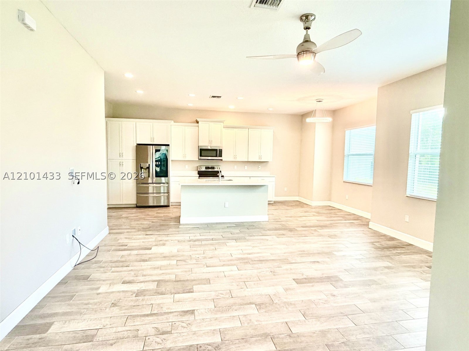 5966 Buttonbush Dr