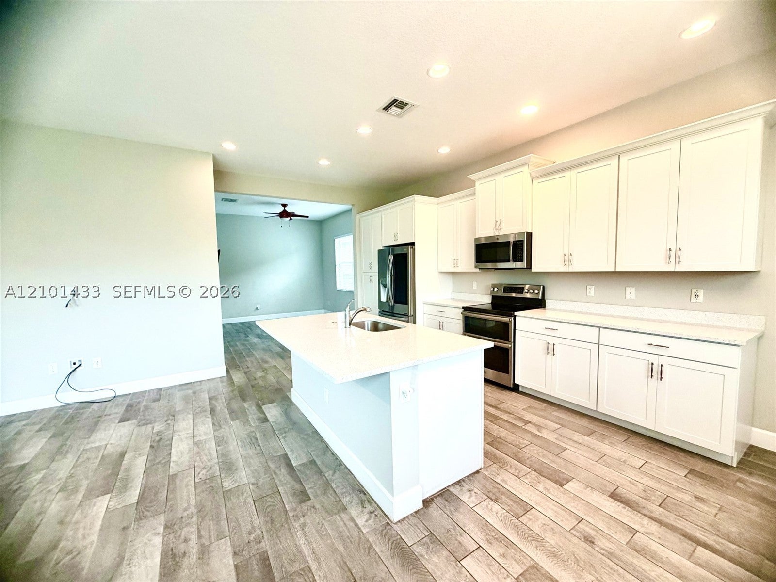 5966 Buttonbush Dr