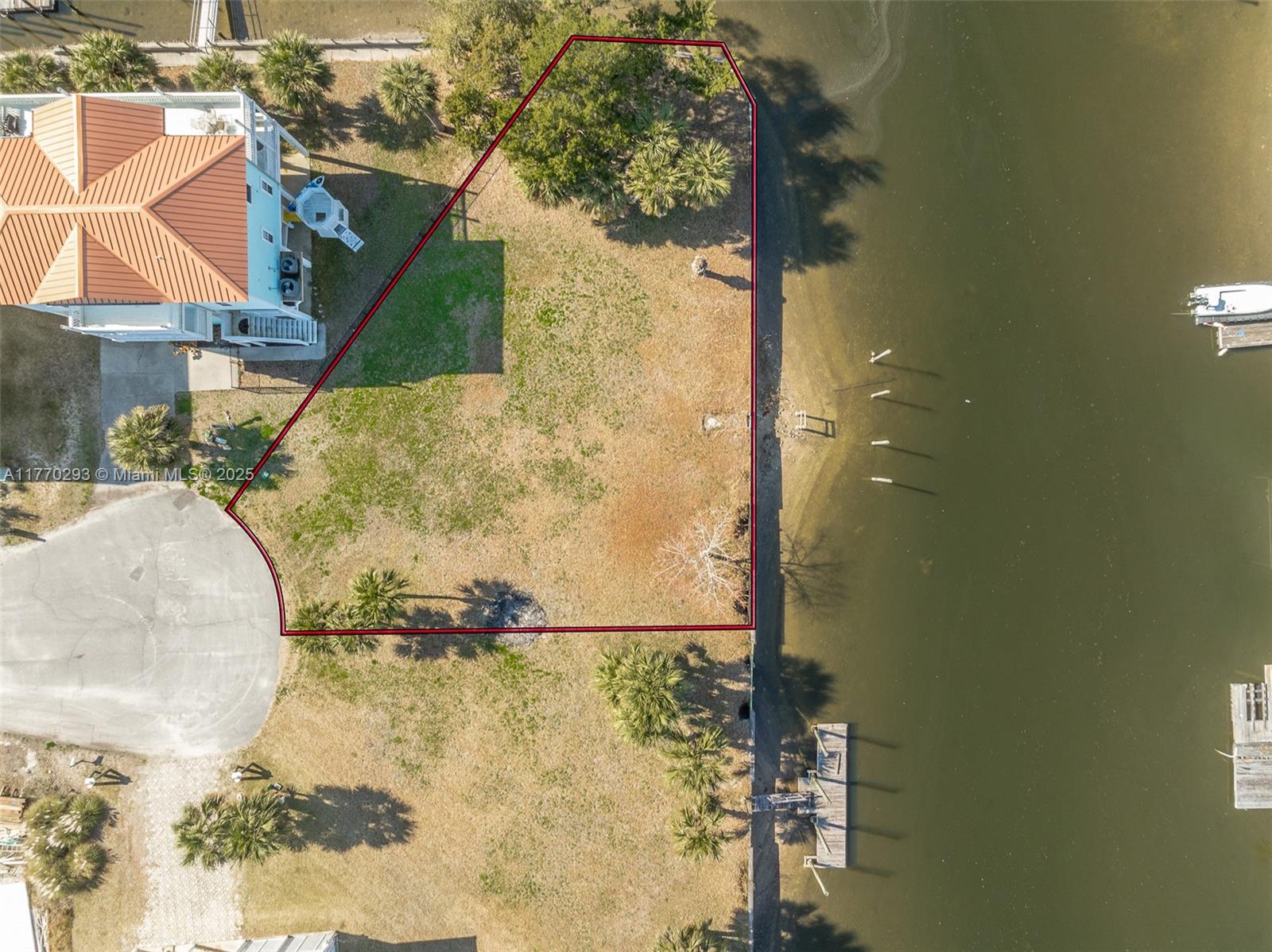 Shell Point Beach - Land