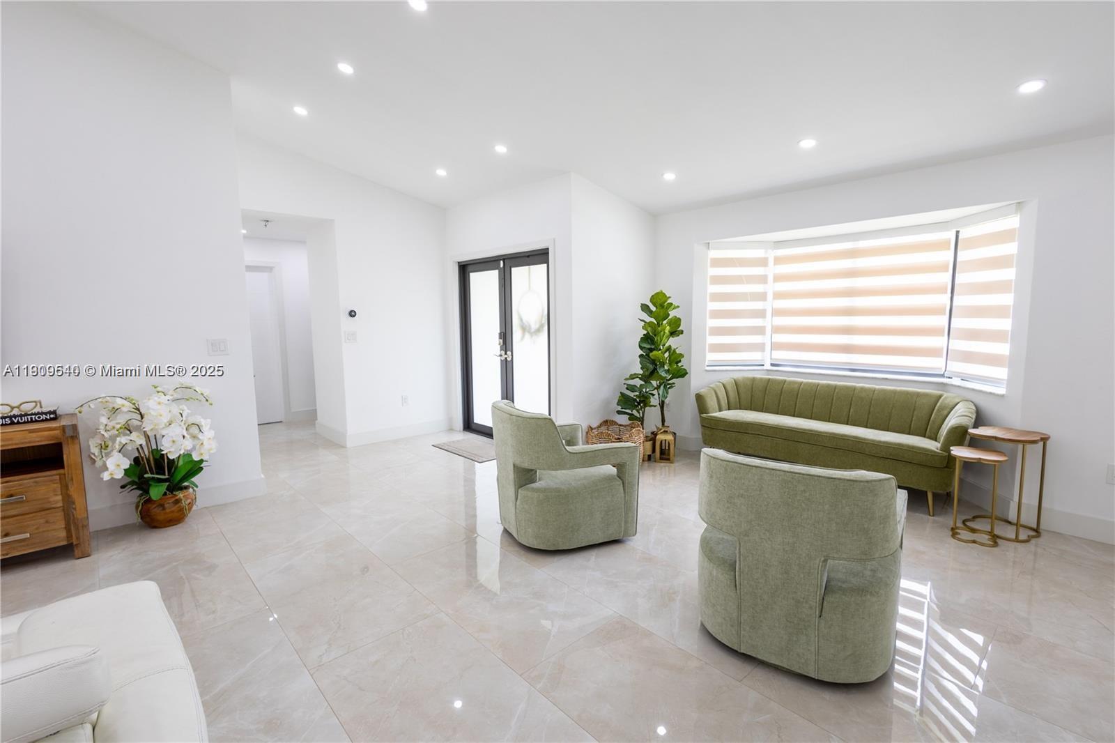 AMEND PLAT OF REDAVO ESTA - Residential Lease