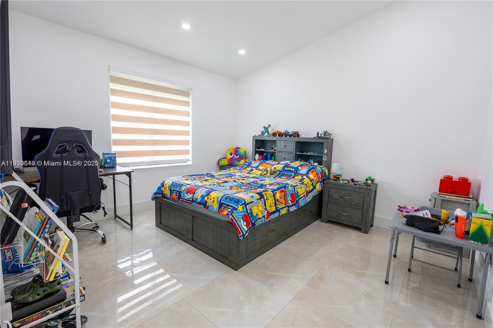 AMEND PLAT OF REDAVO ESTA - Residential Lease