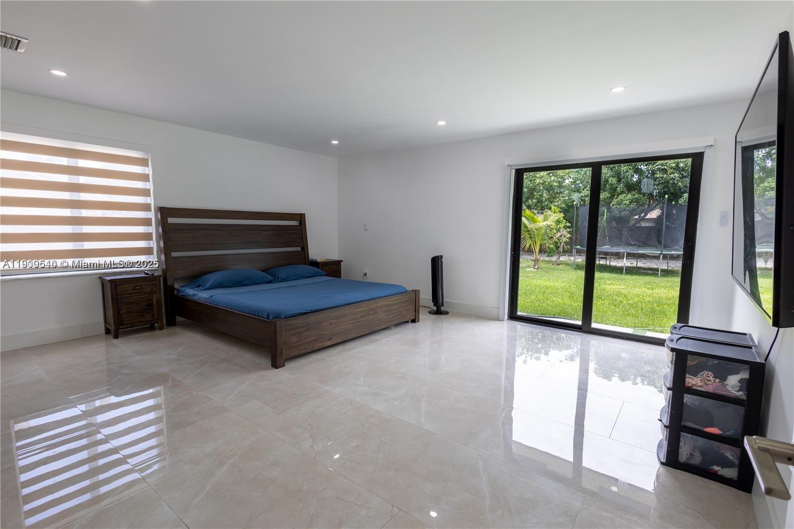 AMEND PLAT OF REDAVO ESTA - Residential Lease