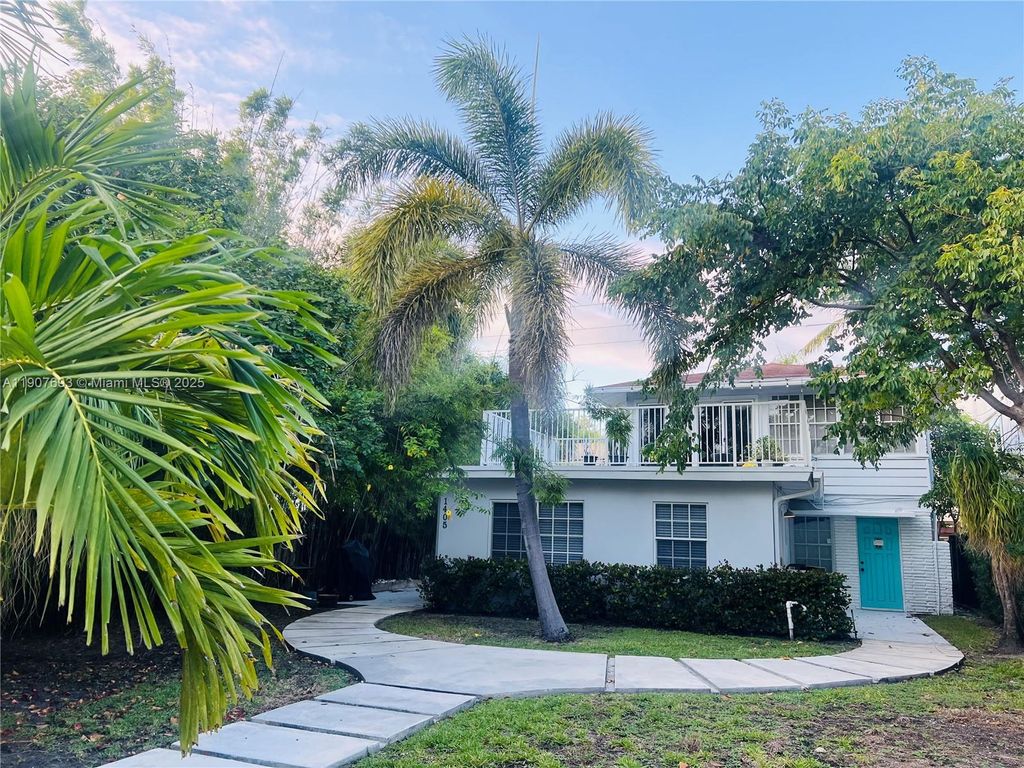 Photo of 1405 SE 2nd St #A, Fort Lauderdale, FL 33301 (MLS # A11907693)