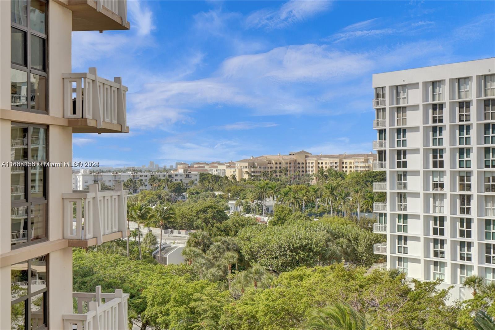 Spacious 1/1.5 with over 1,100. sq ft. Available Nov. 15, 2024 to June, 2025. Just steps to the ocean, pool, restaurant and gym. Eat-in kitchen and ample closet space. One covered parking space.