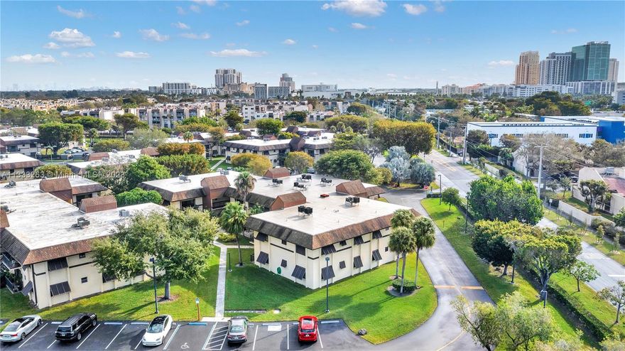 Spacious One bedroom One bathroom condo in desirable Kings Creek West. Updated flooring throughout, washer and dryer located in the unit, stain steel appliances. Has 1 storage outside the unit with a key and a place to park bicycle. Amenities include pool, clubhouse, and tennis courts. Very Convenient Location Near Dadeland area, close to expressways, Metrorail, and Hospital.