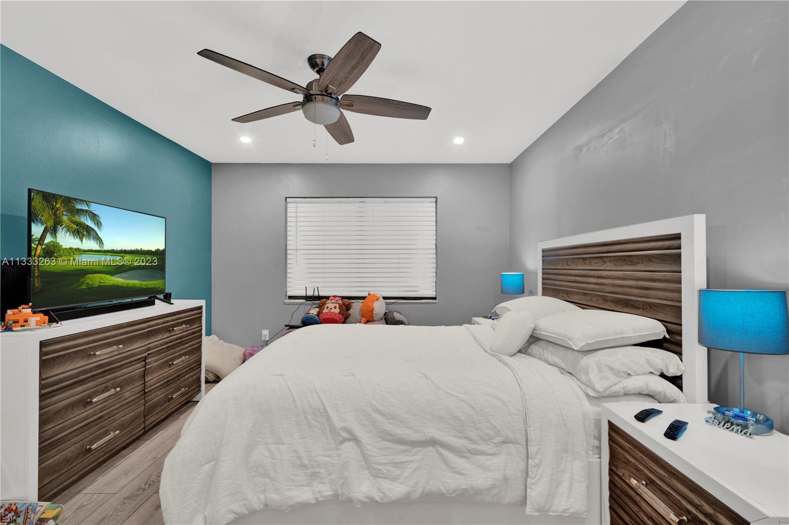 KINGS CREEK WEST CONDO - Residential