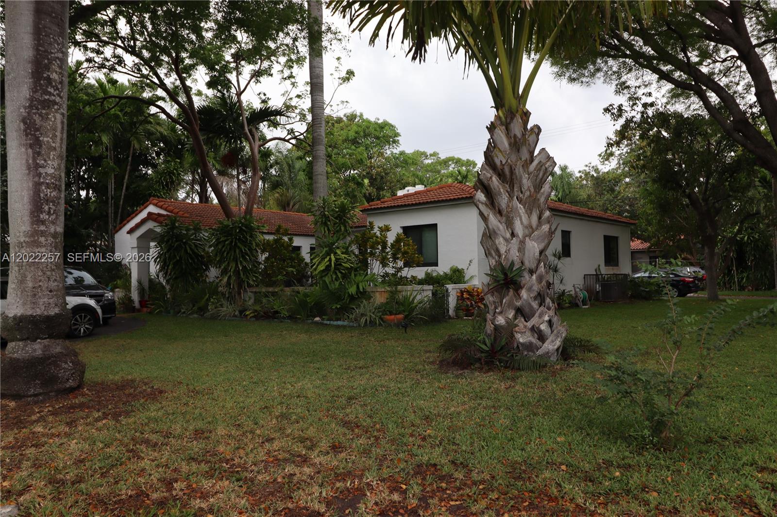 BAYSHORE PLAZA UNIT NO 2 - Residential