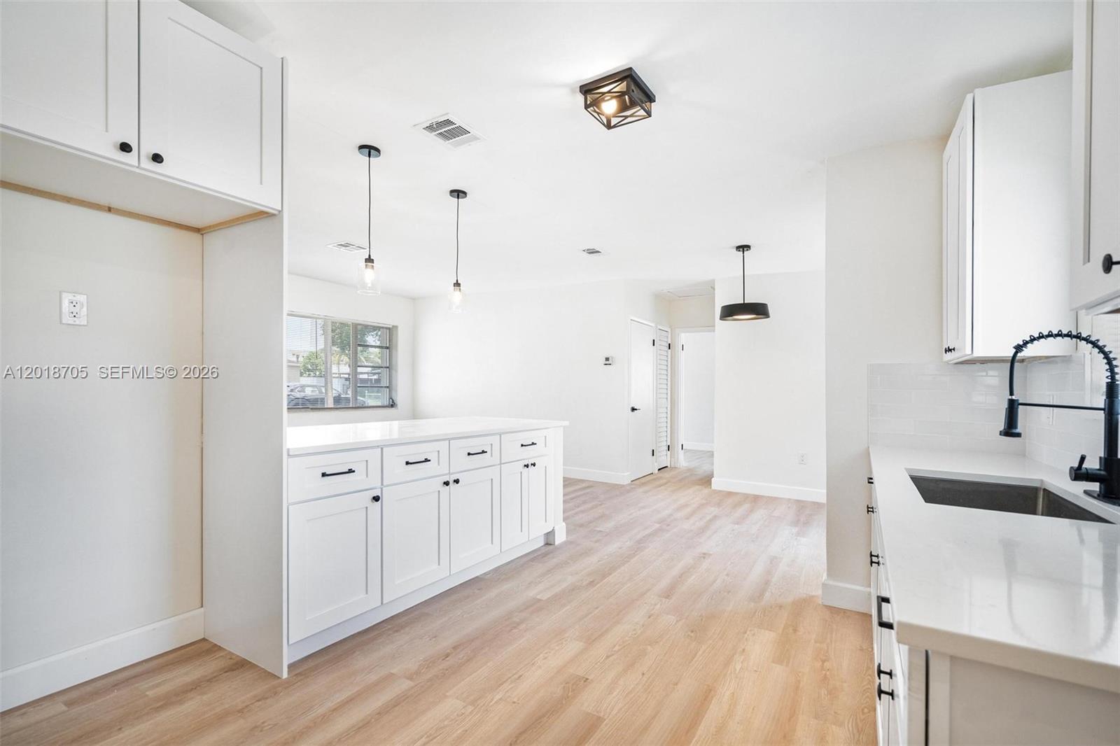 1ST ADDN TO GOLDEN HIGHLA - Residential
