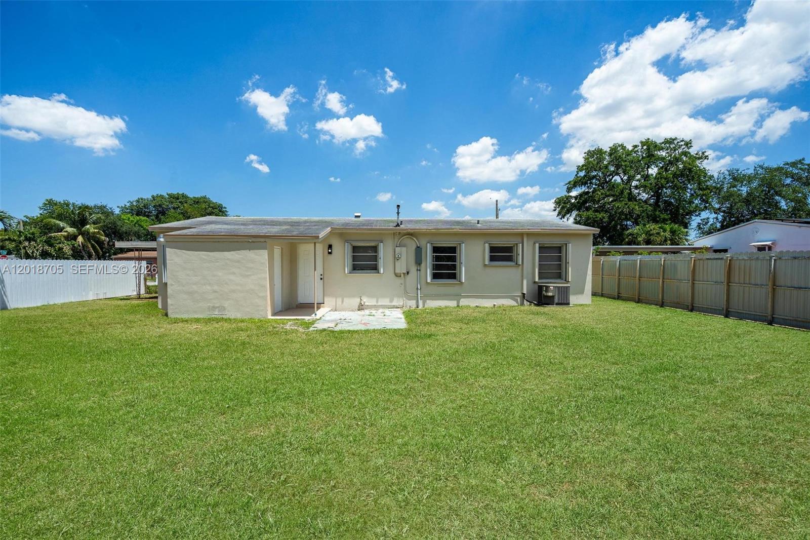 1ST ADDN TO GOLDEN HIGHLA - Residential
