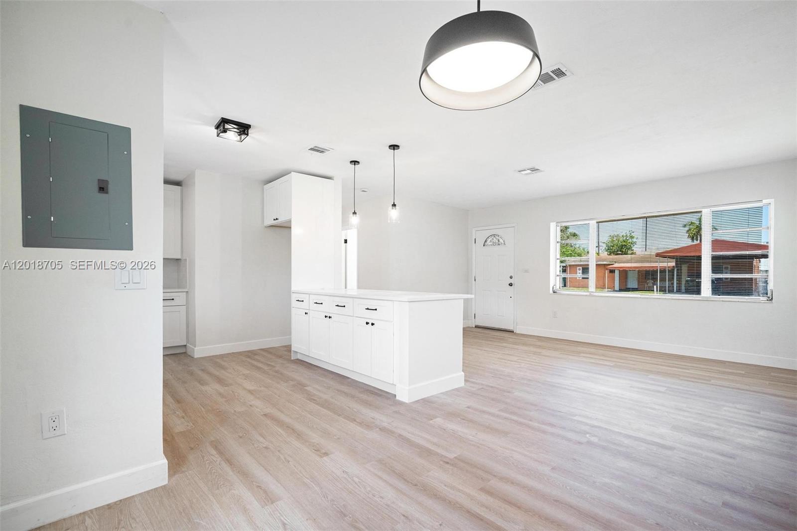 1ST ADDN TO GOLDEN HIGHLA - Residential