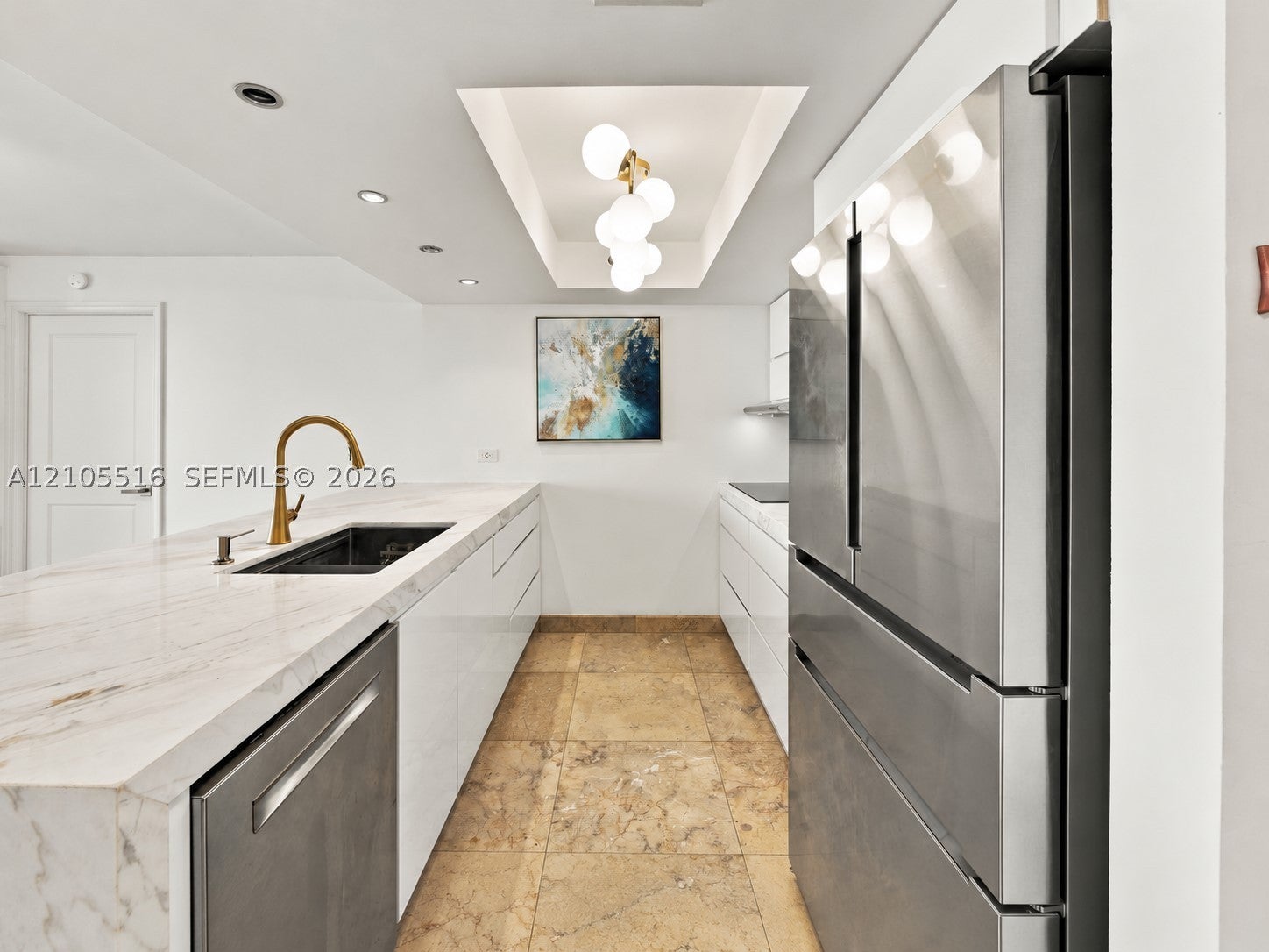 7601 E Treasure Dr 1619