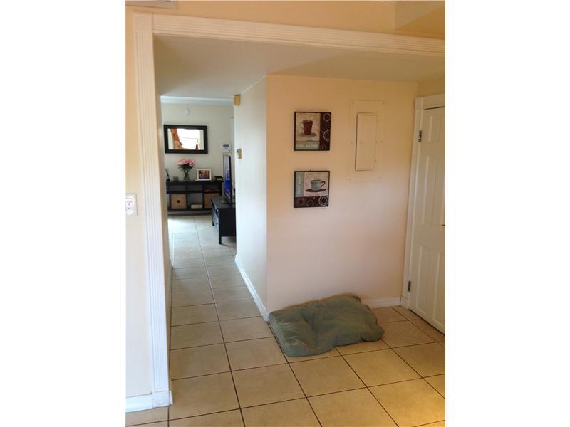 KENDALE LAKES TOWNHOUSE C - Residential Lease