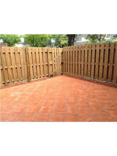 KENDALE LAKES TOWNHOUSE C - Residential Lease