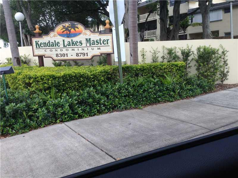 KENDALE LAKES TOWNHOUSE C - Residential Lease