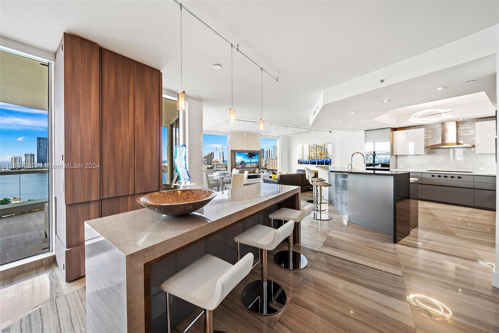 BELLAMARE @ WILLIAMS ISLA - Residential