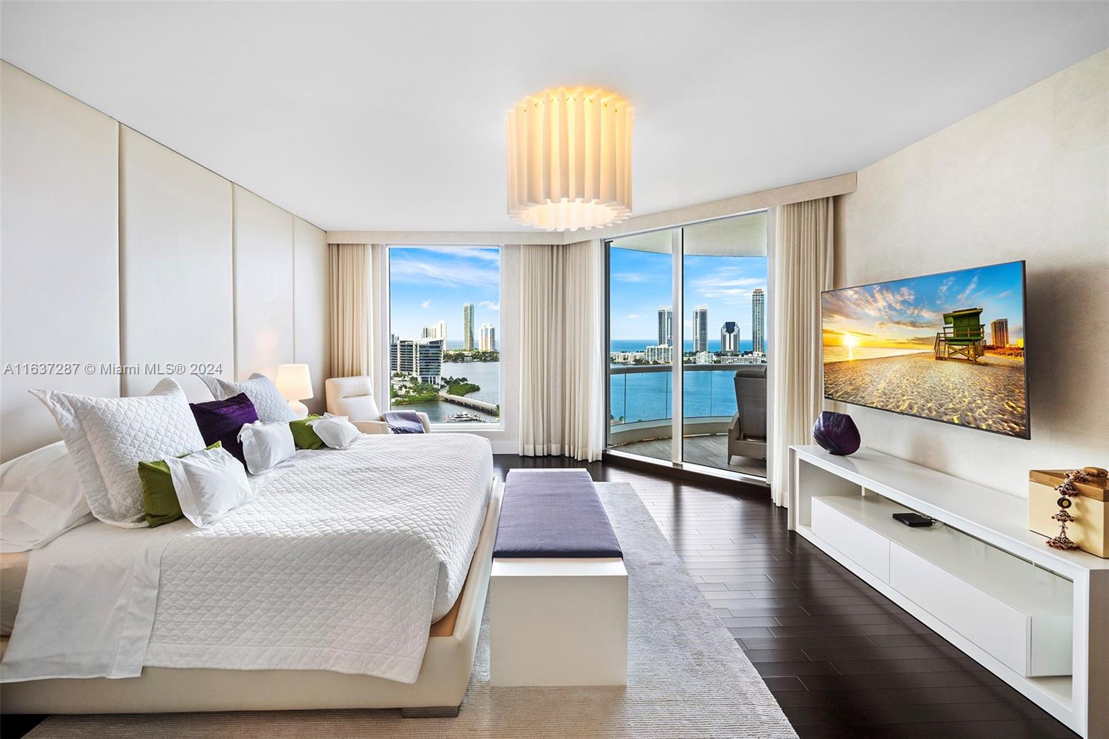 BELLAMARE @ WILLIAMS ISLA - Residential