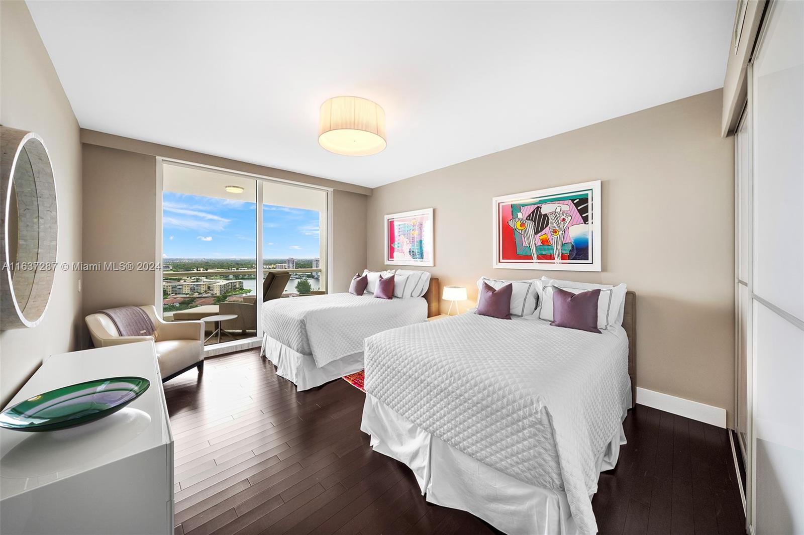 BELLAMARE @ WILLIAMS ISLA - Residential