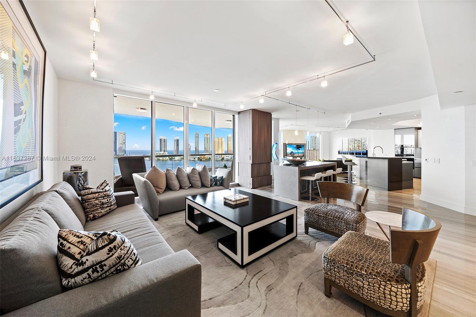 BELLAMARE @ WILLIAMS ISLA - Residential