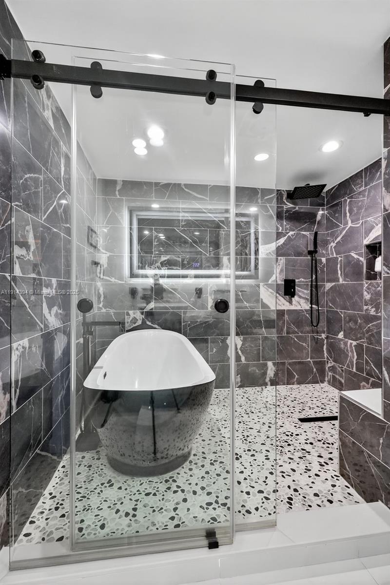 NICHOLS HEIGHTS - Residential