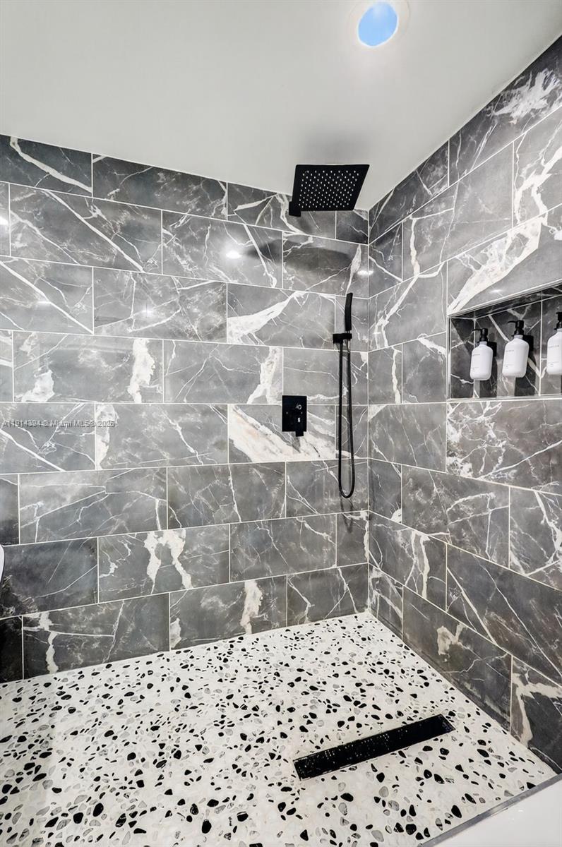 NICHOLS HEIGHTS - Residential