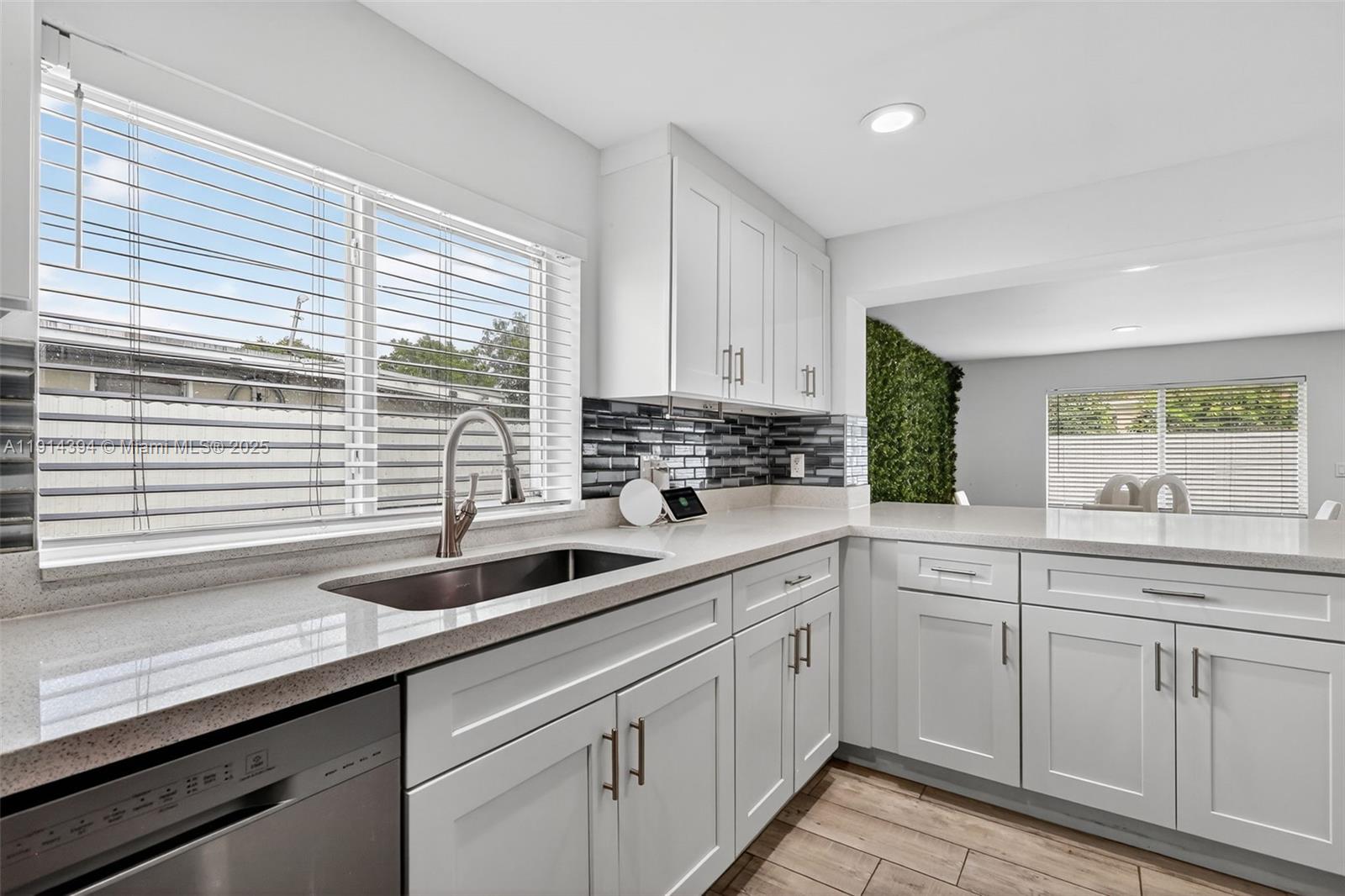 NICHOLS HEIGHTS - Residential