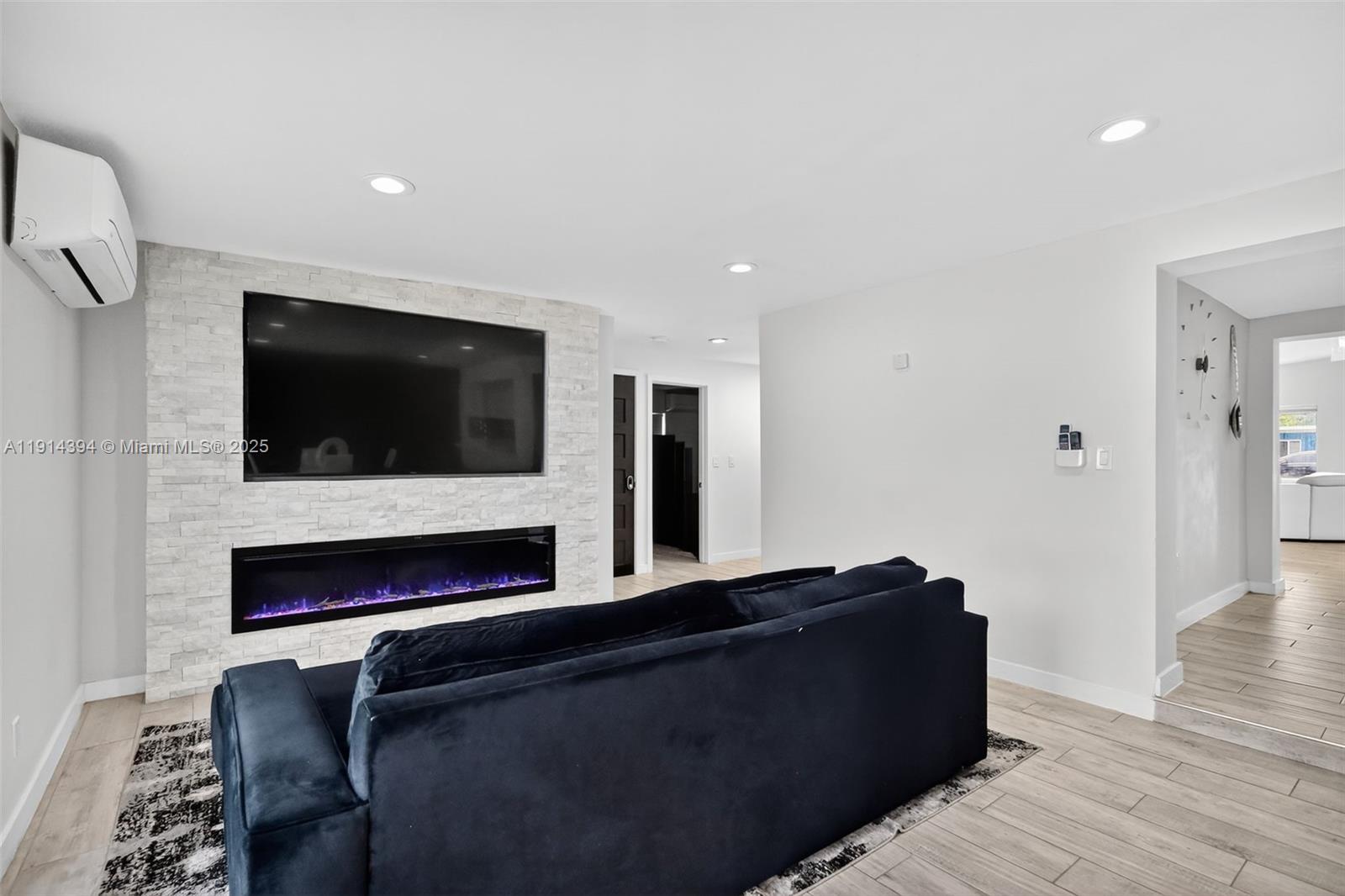 NICHOLS HEIGHTS - Residential