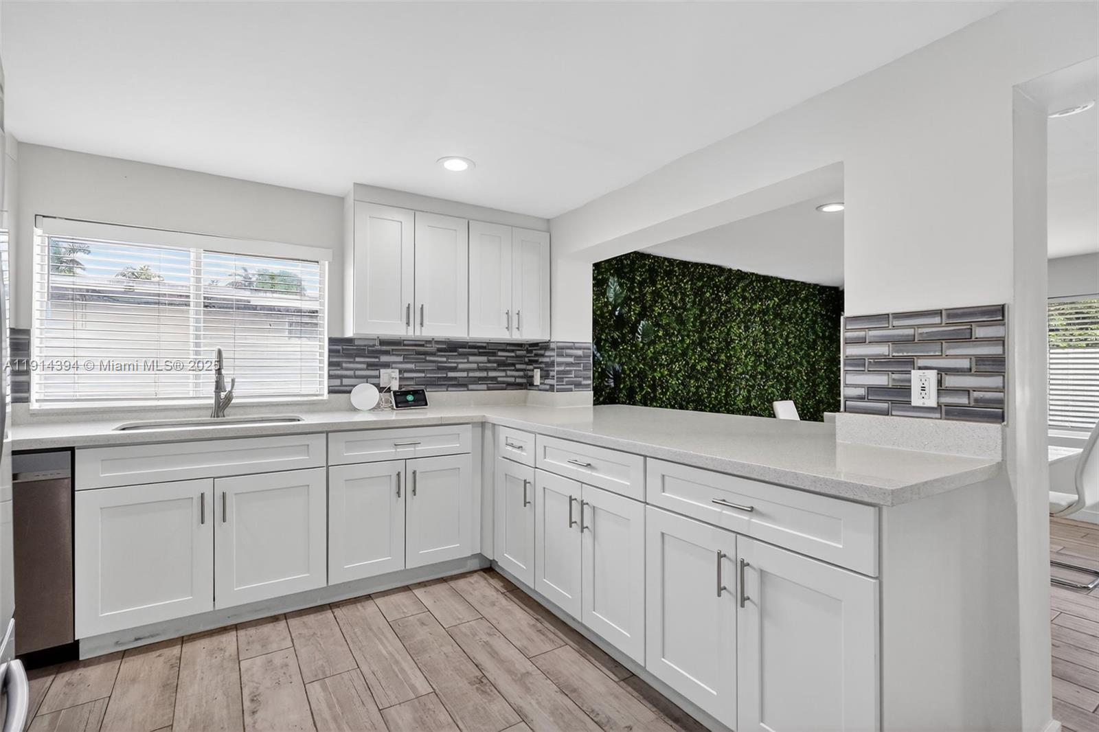 NICHOLS HEIGHTS - Residential