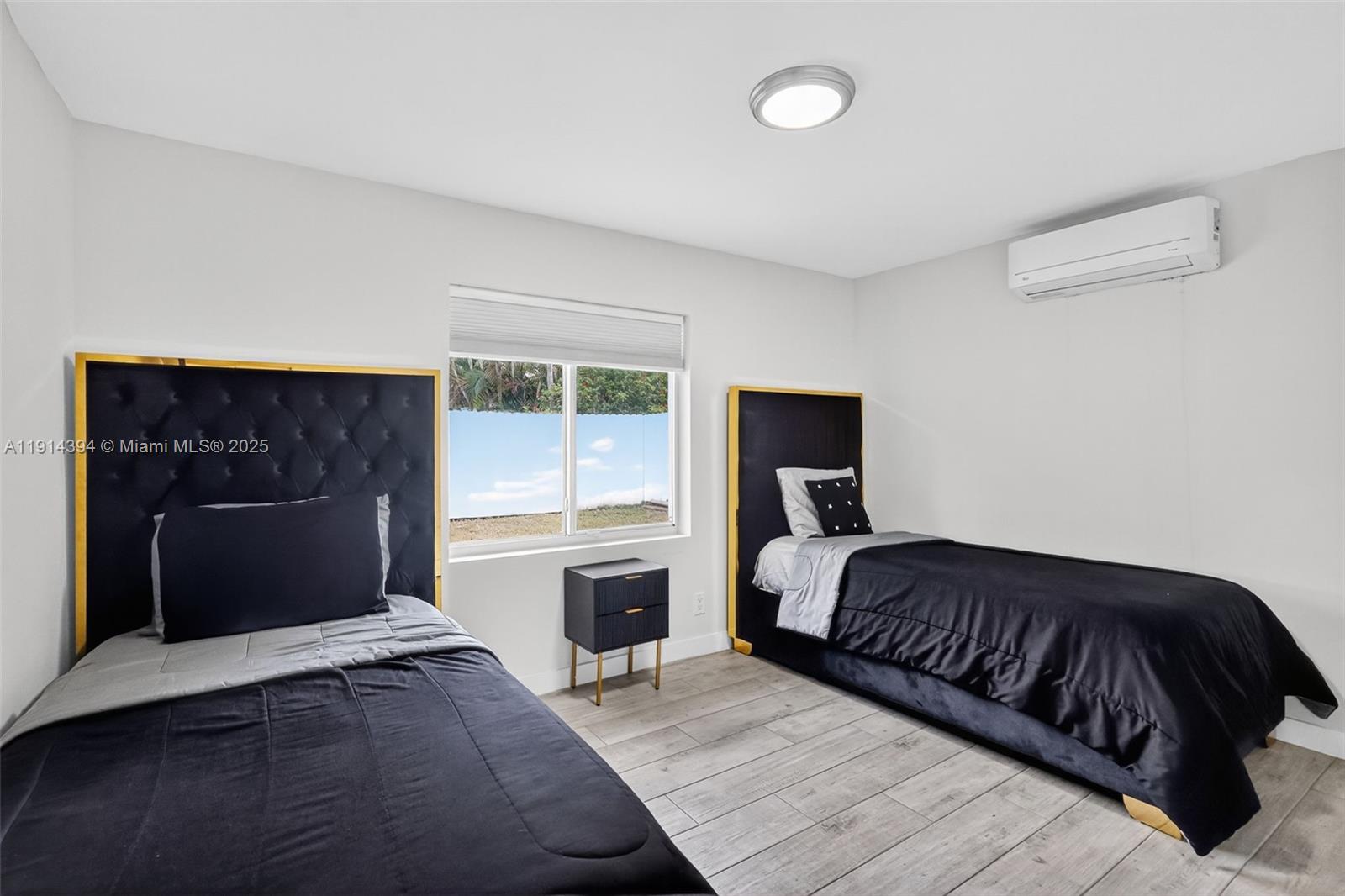 NICHOLS HEIGHTS - Residential