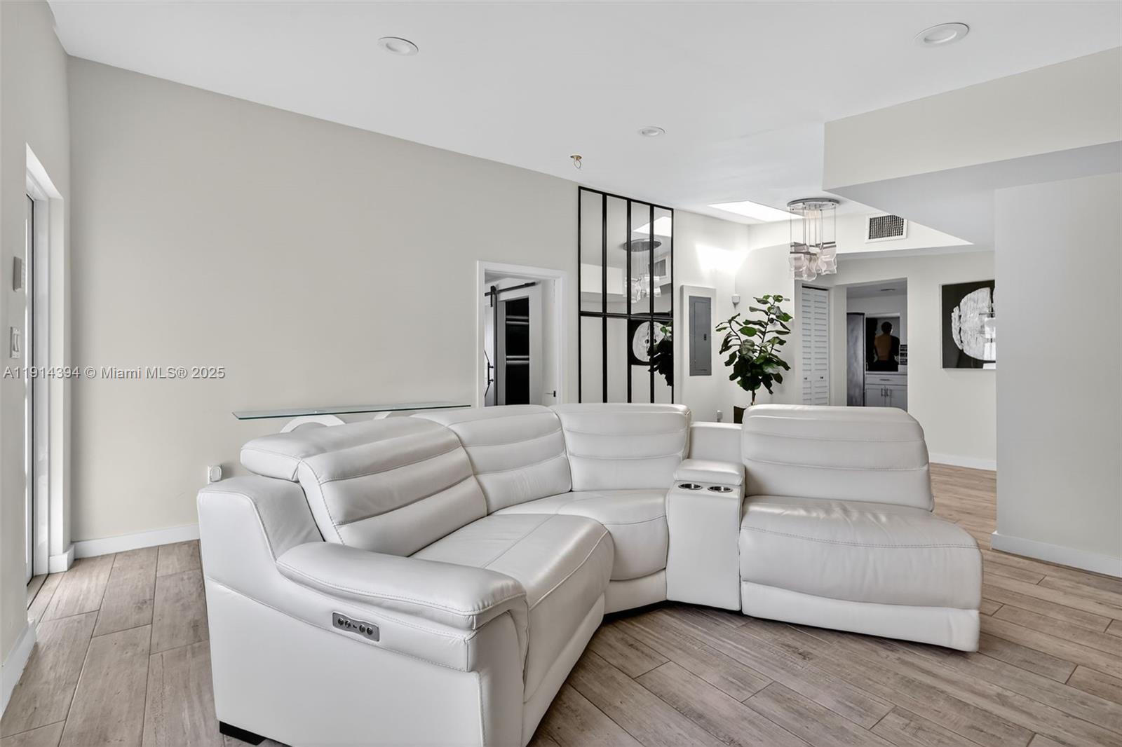 NICHOLS HEIGHTS - Residential