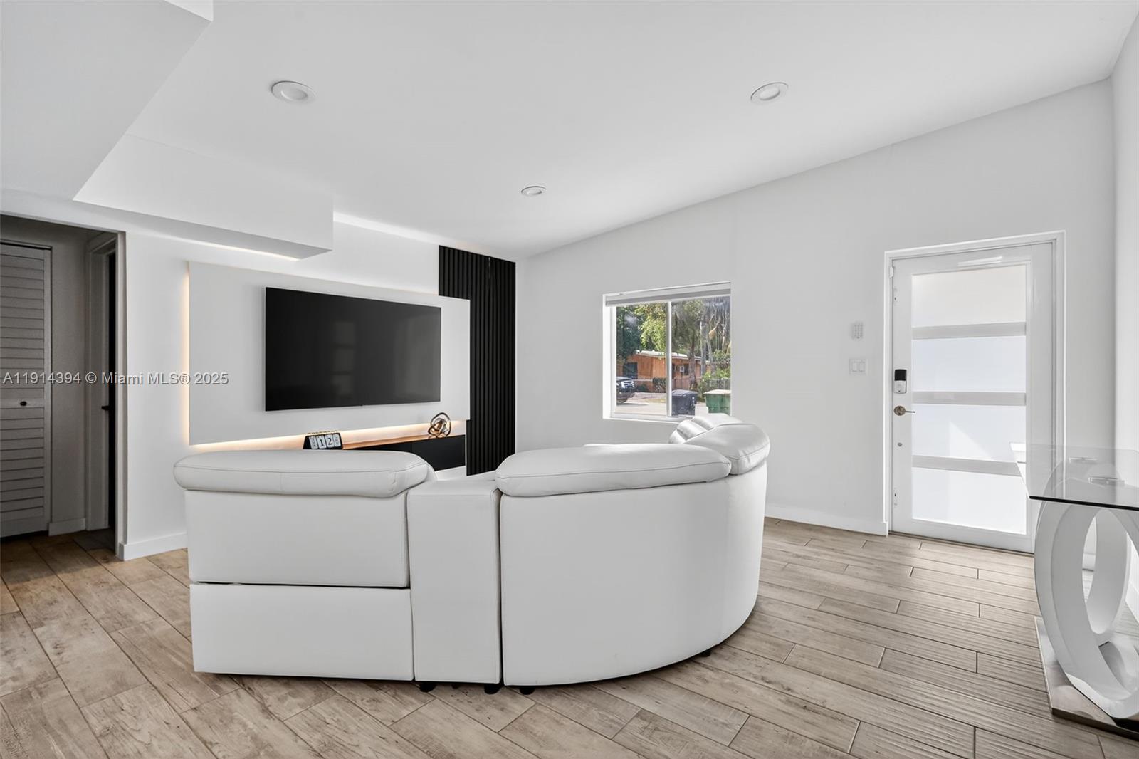 NICHOLS HEIGHTS - Residential