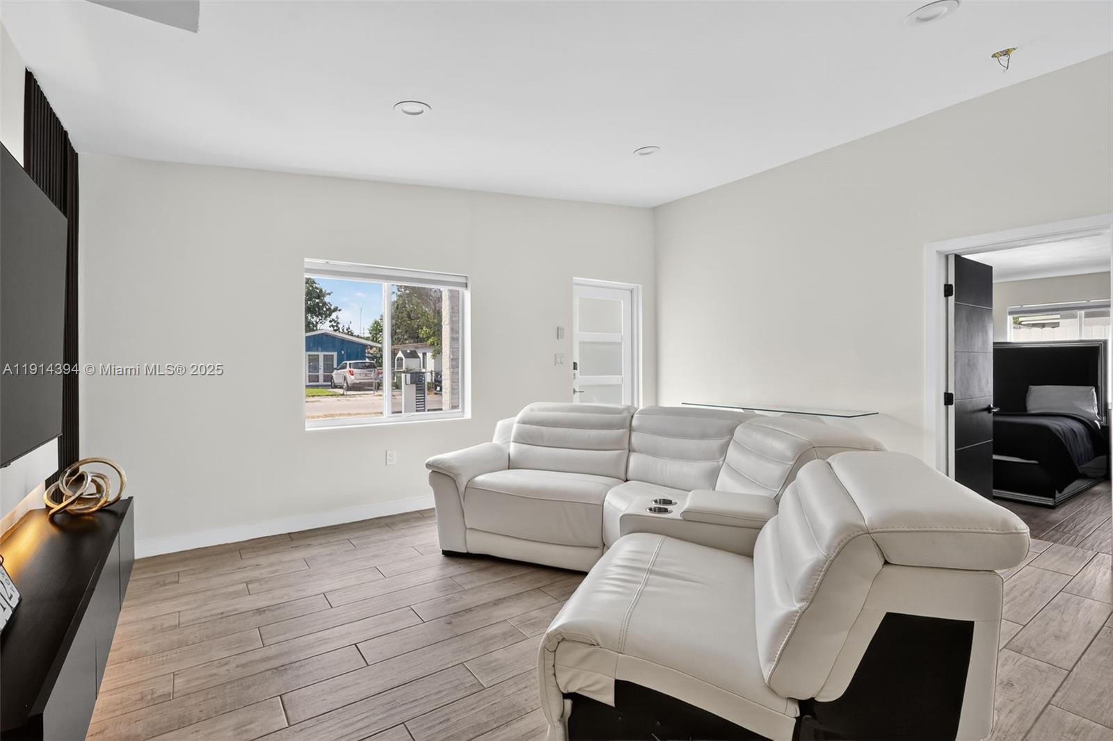 NICHOLS HEIGHTS - Residential