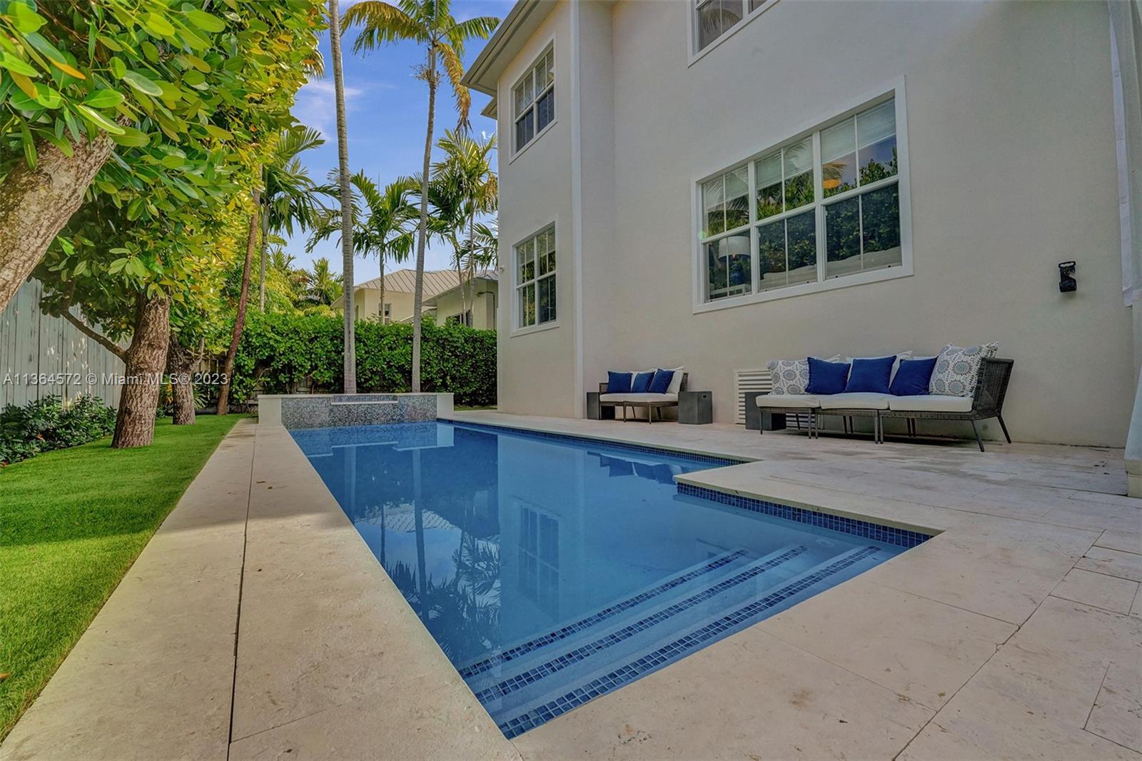 TROPICAL ISLE HOMES SUB 4 - Residential