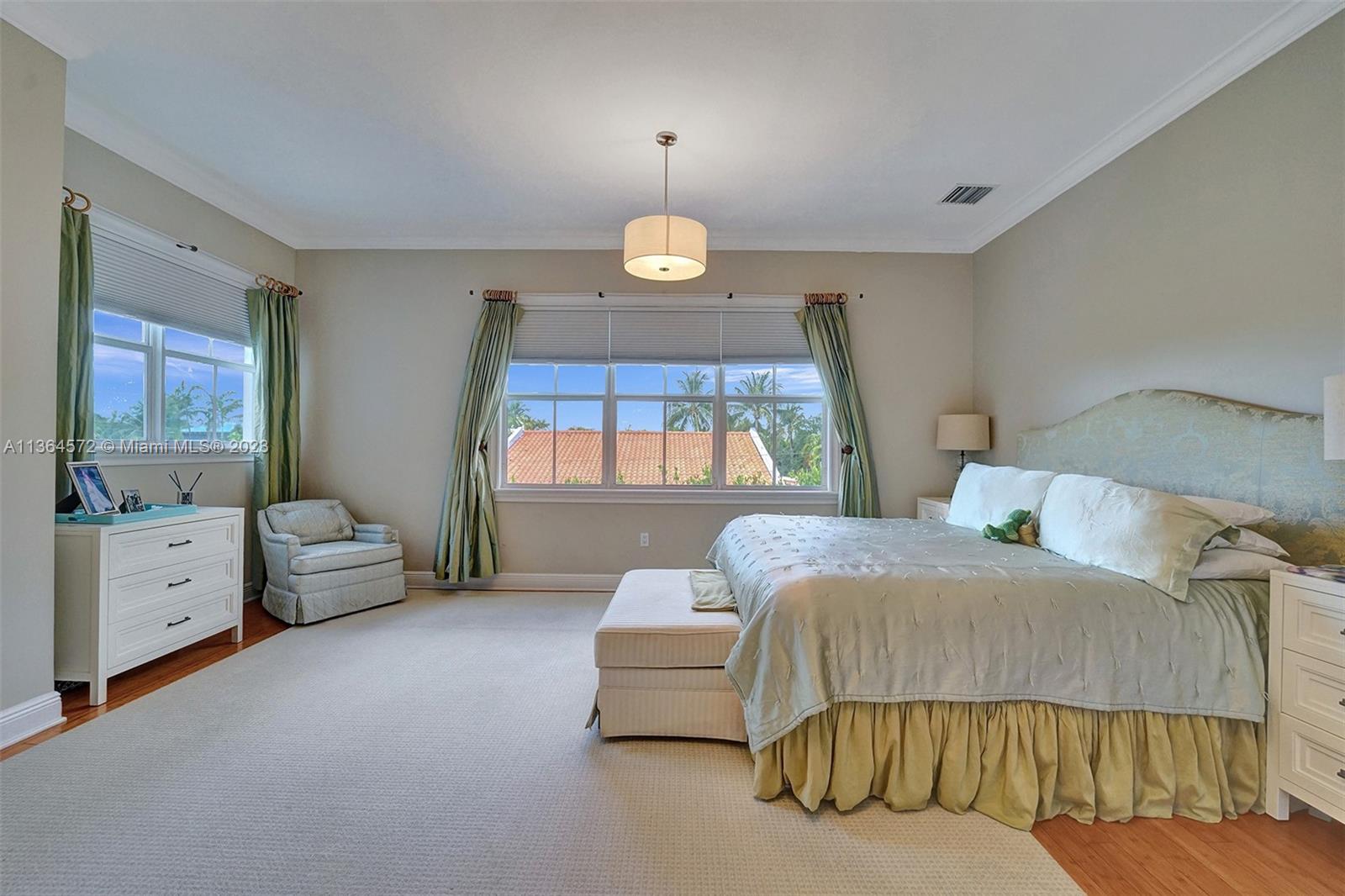 TROPICAL ISLE HOMES SUB 4 - Residential