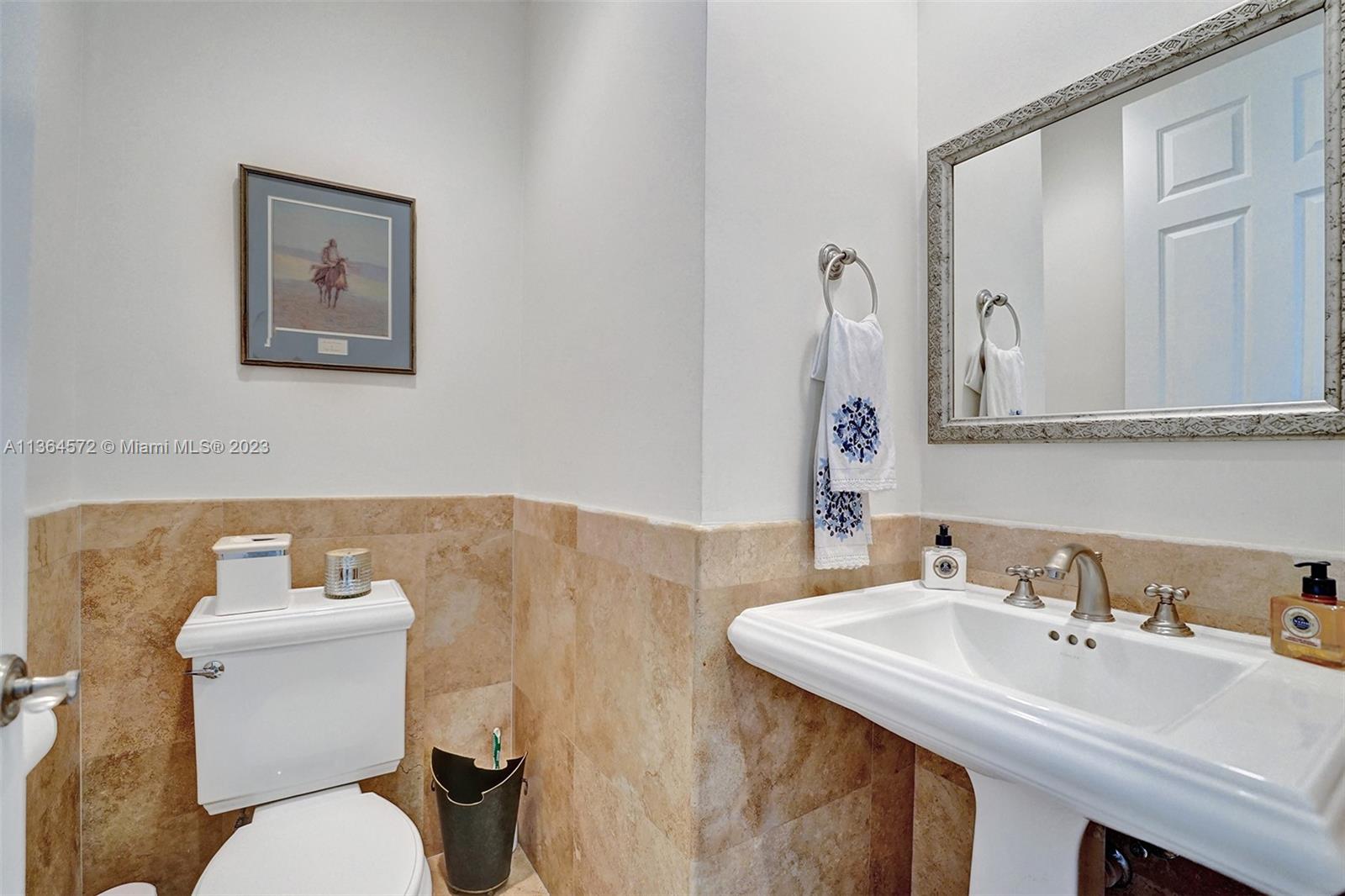 TROPICAL ISLE HOMES SUB 4 - Residential