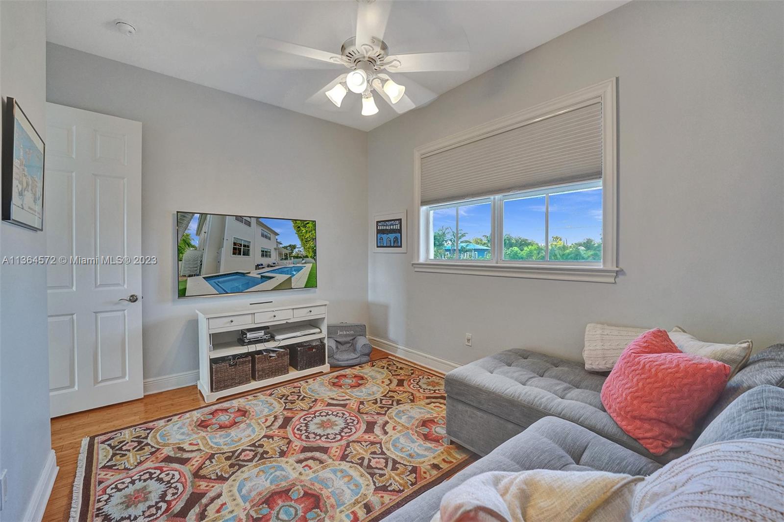 TROPICAL ISLE HOMES SUB 4 - Residential