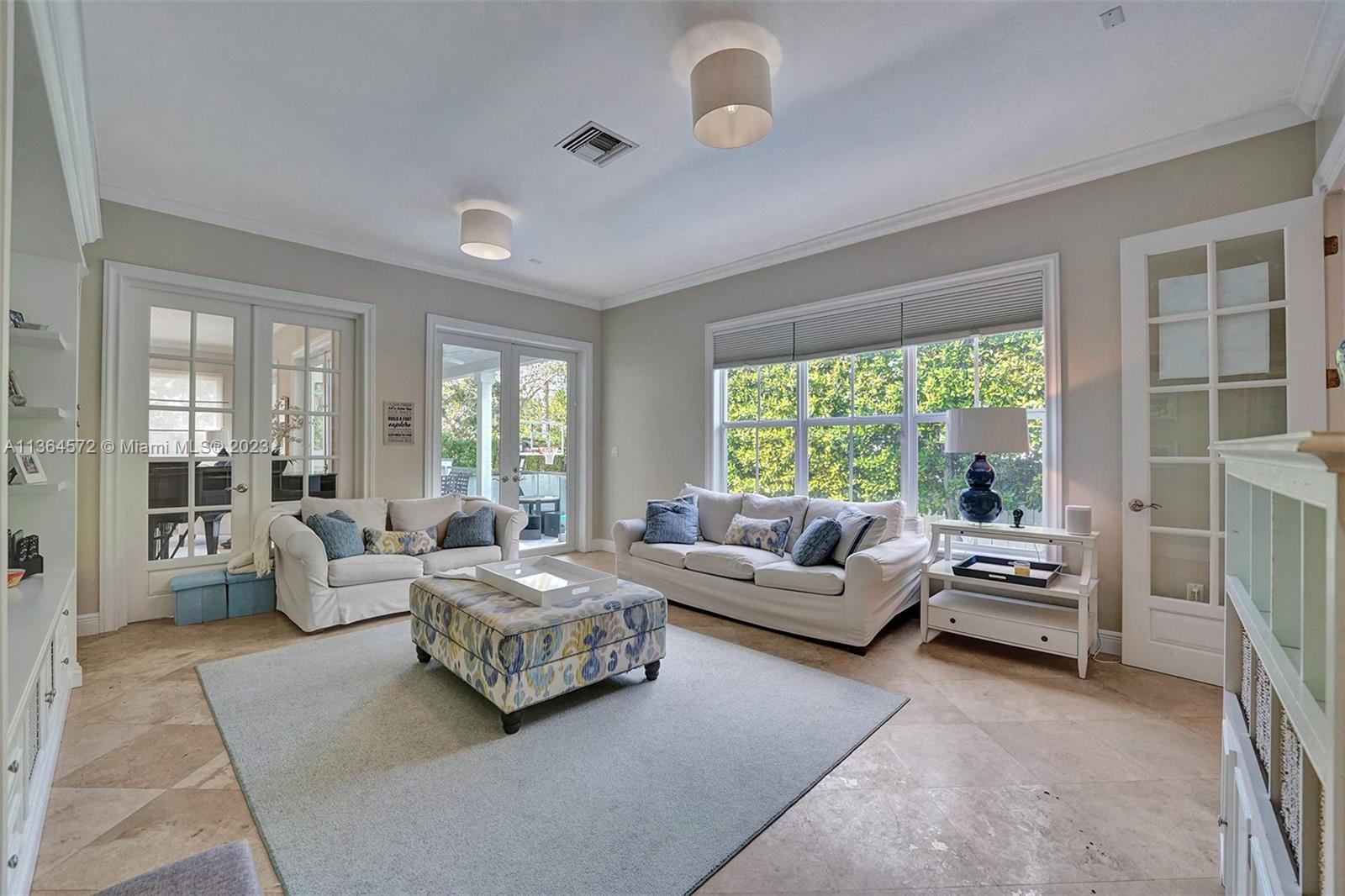 TROPICAL ISLE HOMES SUB 4 - Residential