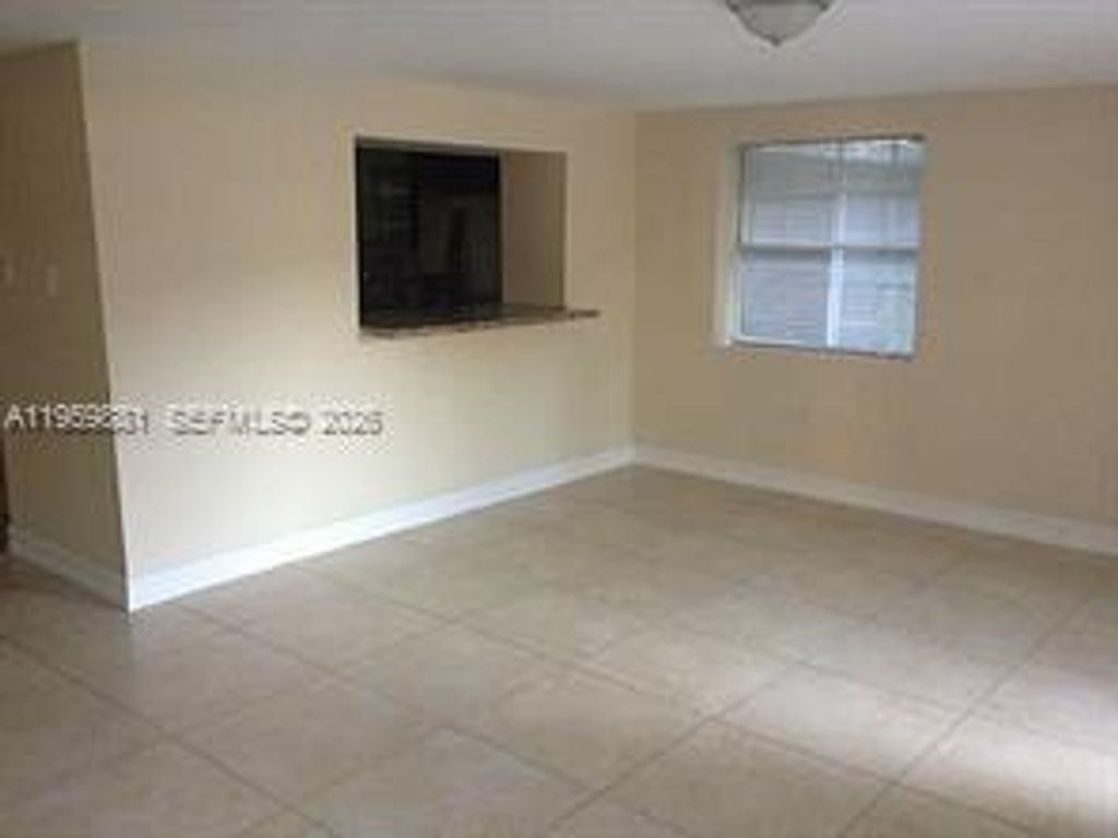 Photo of 5604 Hayes St #RIGHT, Hollywood, FL 33021 (MLS # A11959881)
