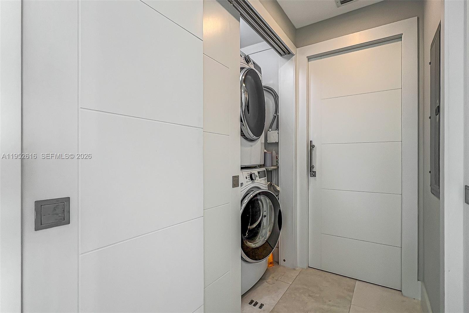 THE TOWER RESIDENCES COND - Residential