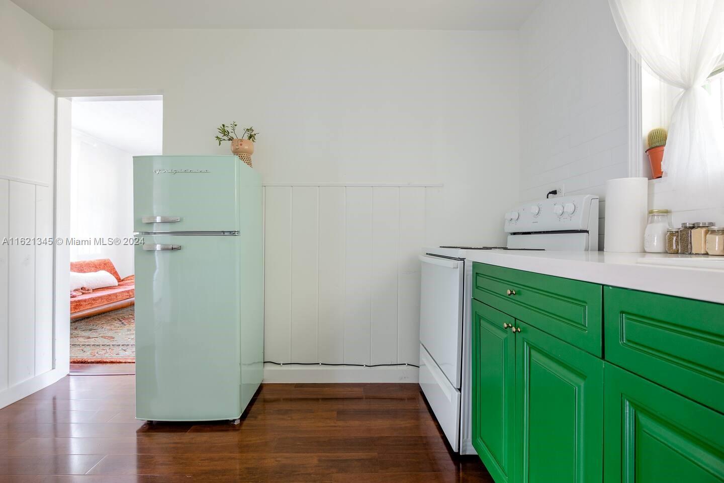 PINEWOOD PARK PL AMD 2ND - Residential Income