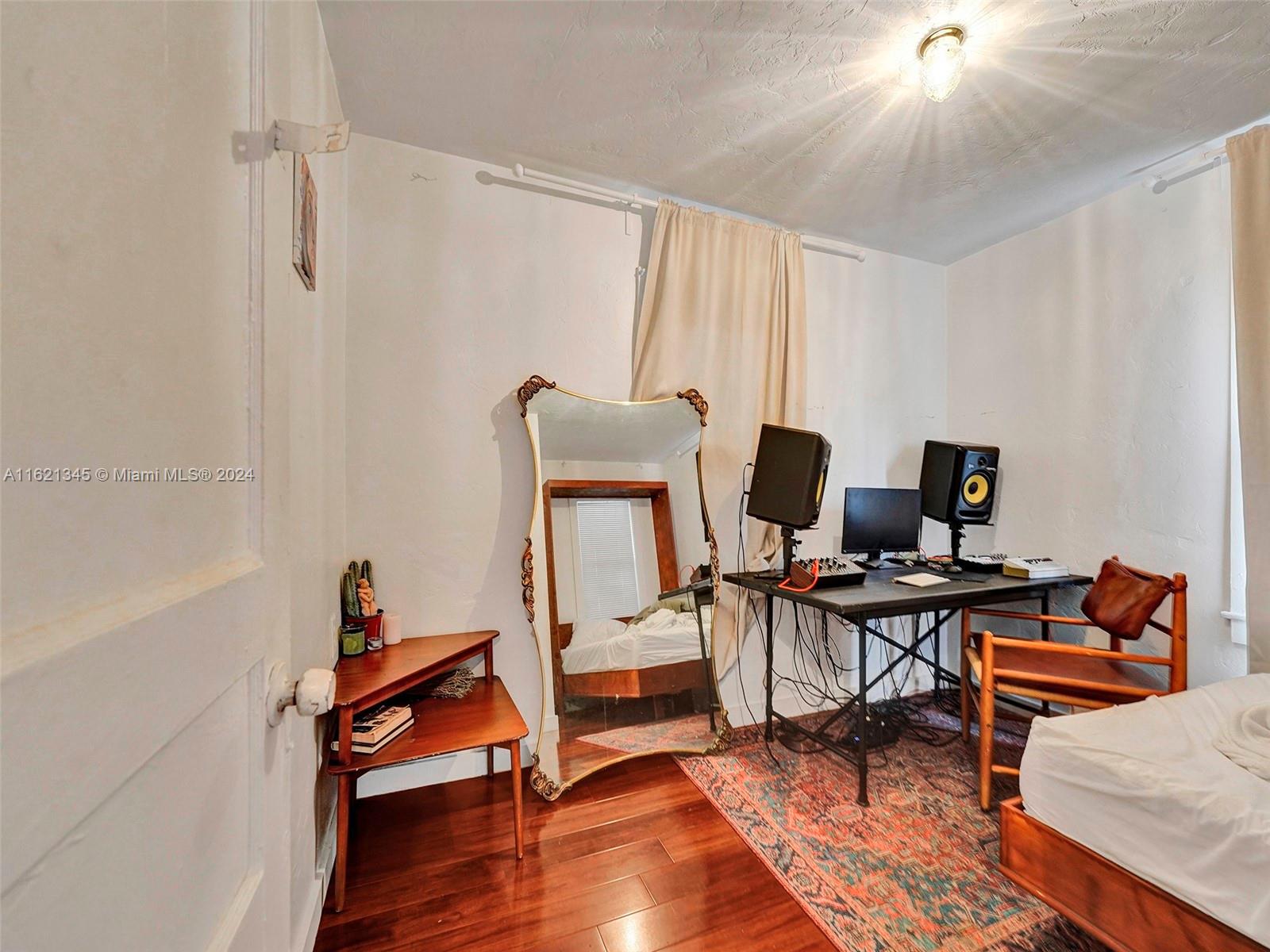 PINEWOOD PARK PL AMD 2ND - Residential Income