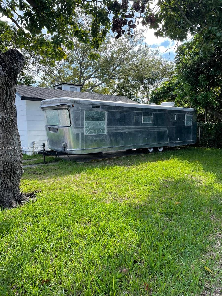 PINEWOOD PARK PL AMD 2ND - Residential Income