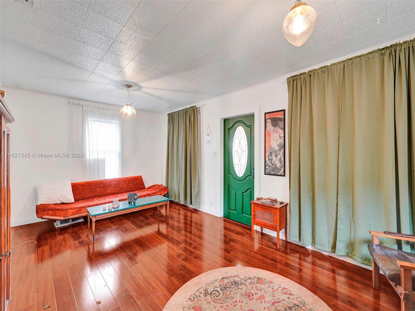 PINEWOOD PARK PL AMD 2ND - Residential Income