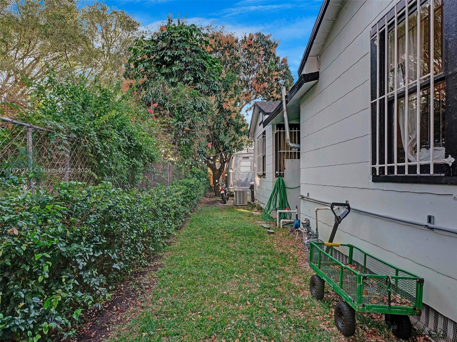 PINEWOOD PARK PL AMD 2ND - Residential Income