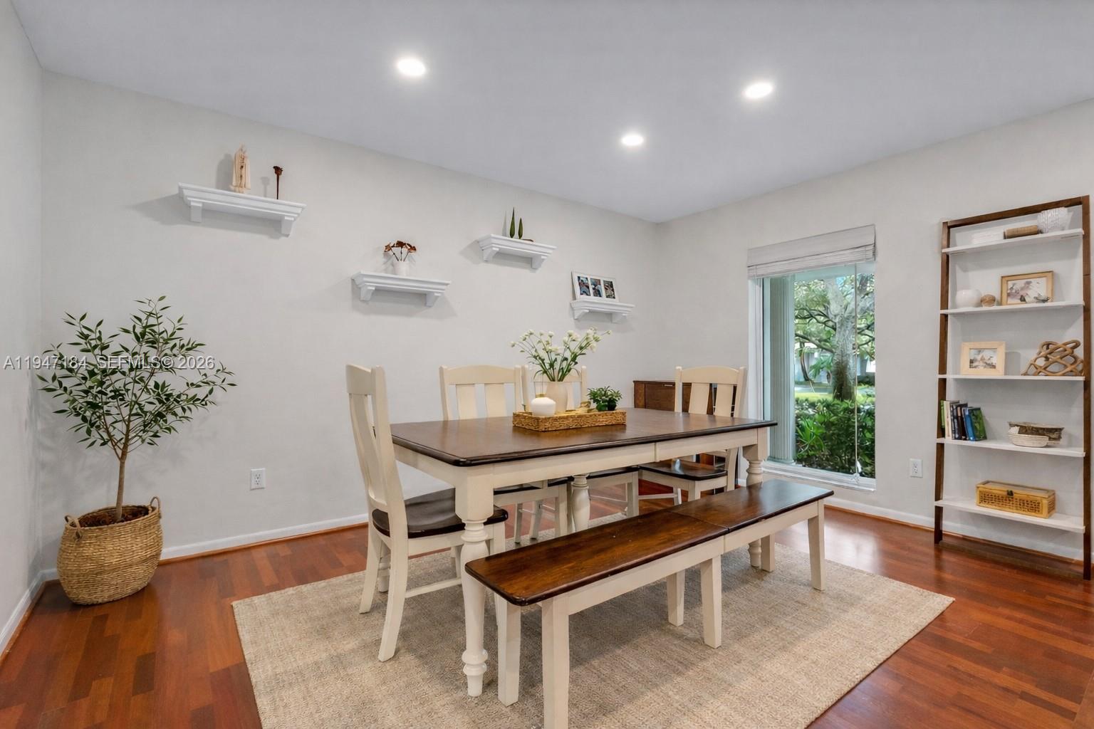 MANGOWOOD - Residential