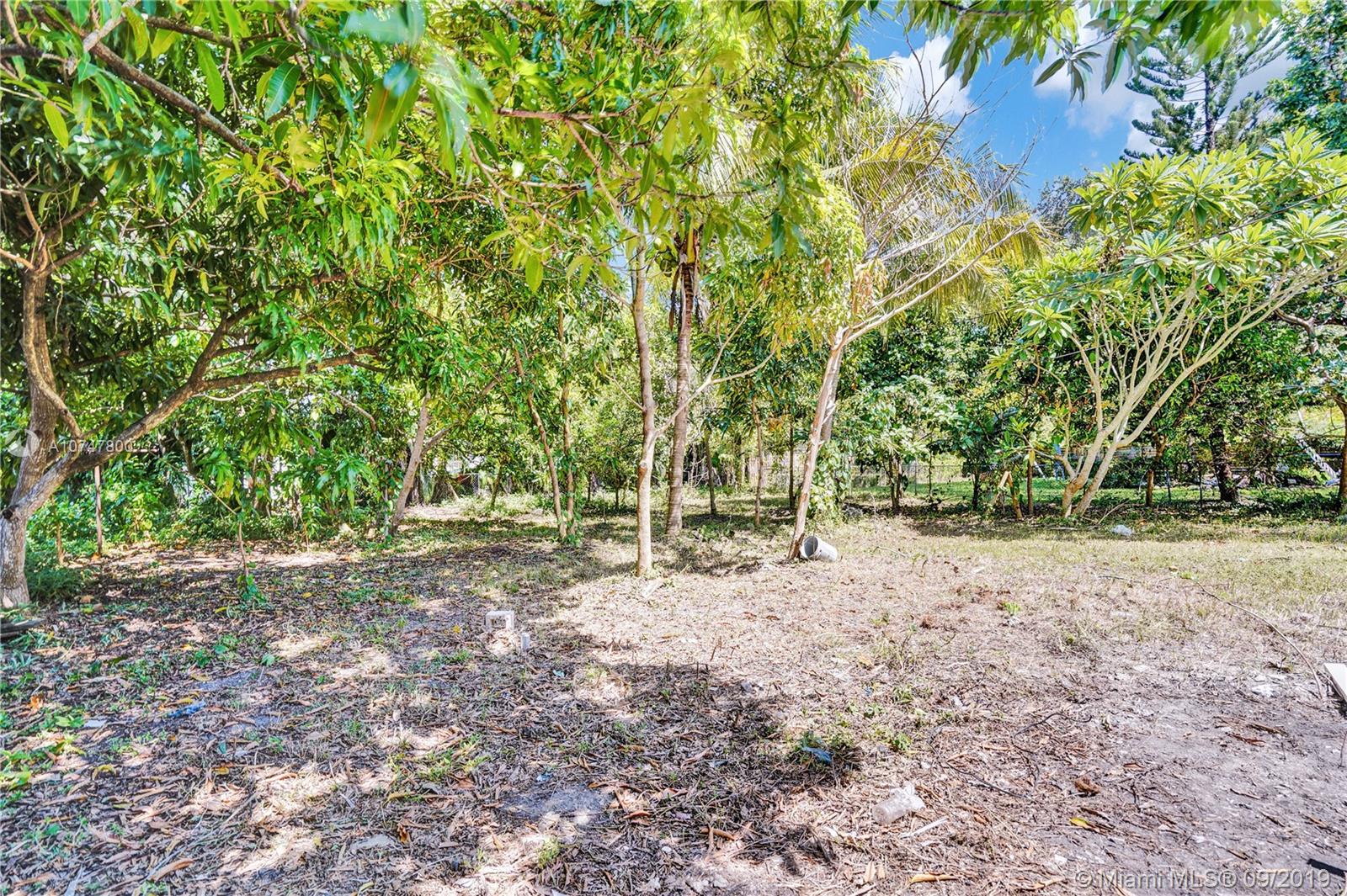 BRIAN MANORS - Residential