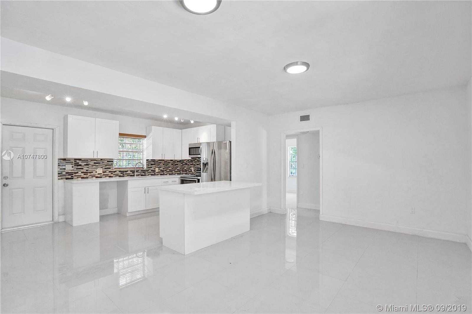 BRIAN MANORS - Residential