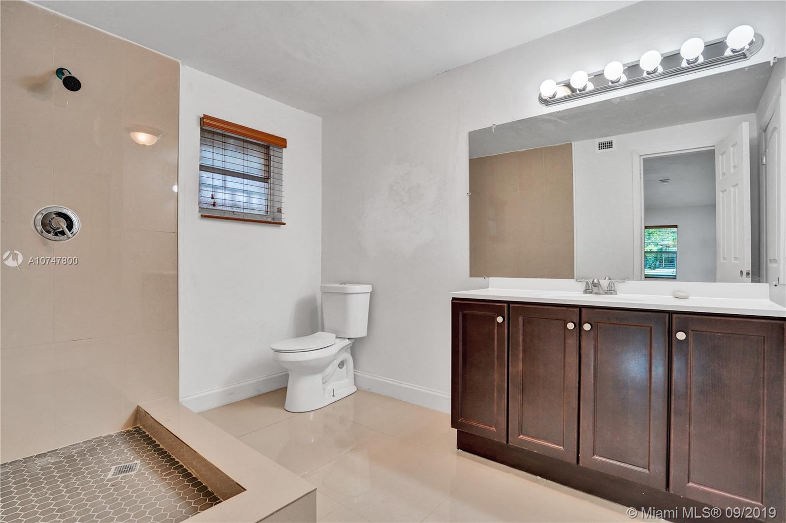 BRIAN MANORS - Residential